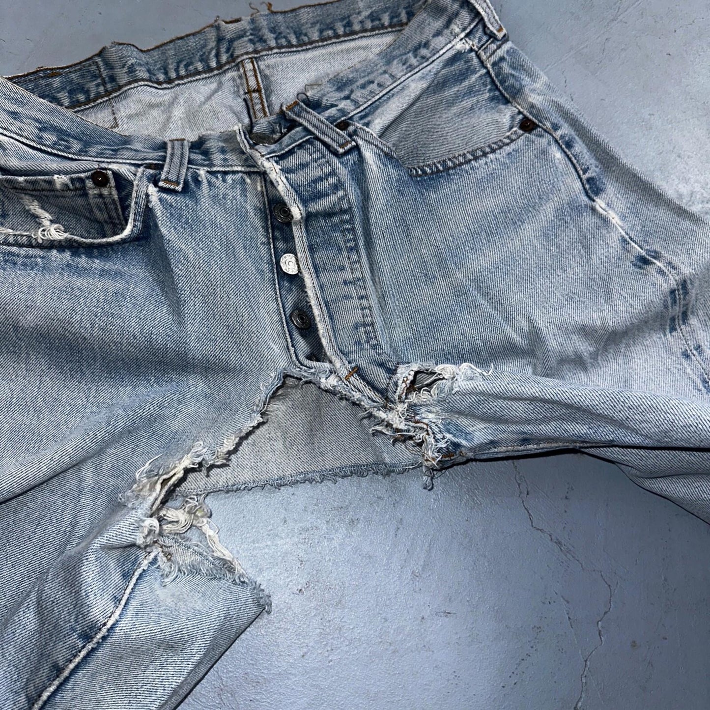 Levis 501 Vintage 80s Redline Selvedge USA XX Jeans Light Wash 30x38 Act 28x33