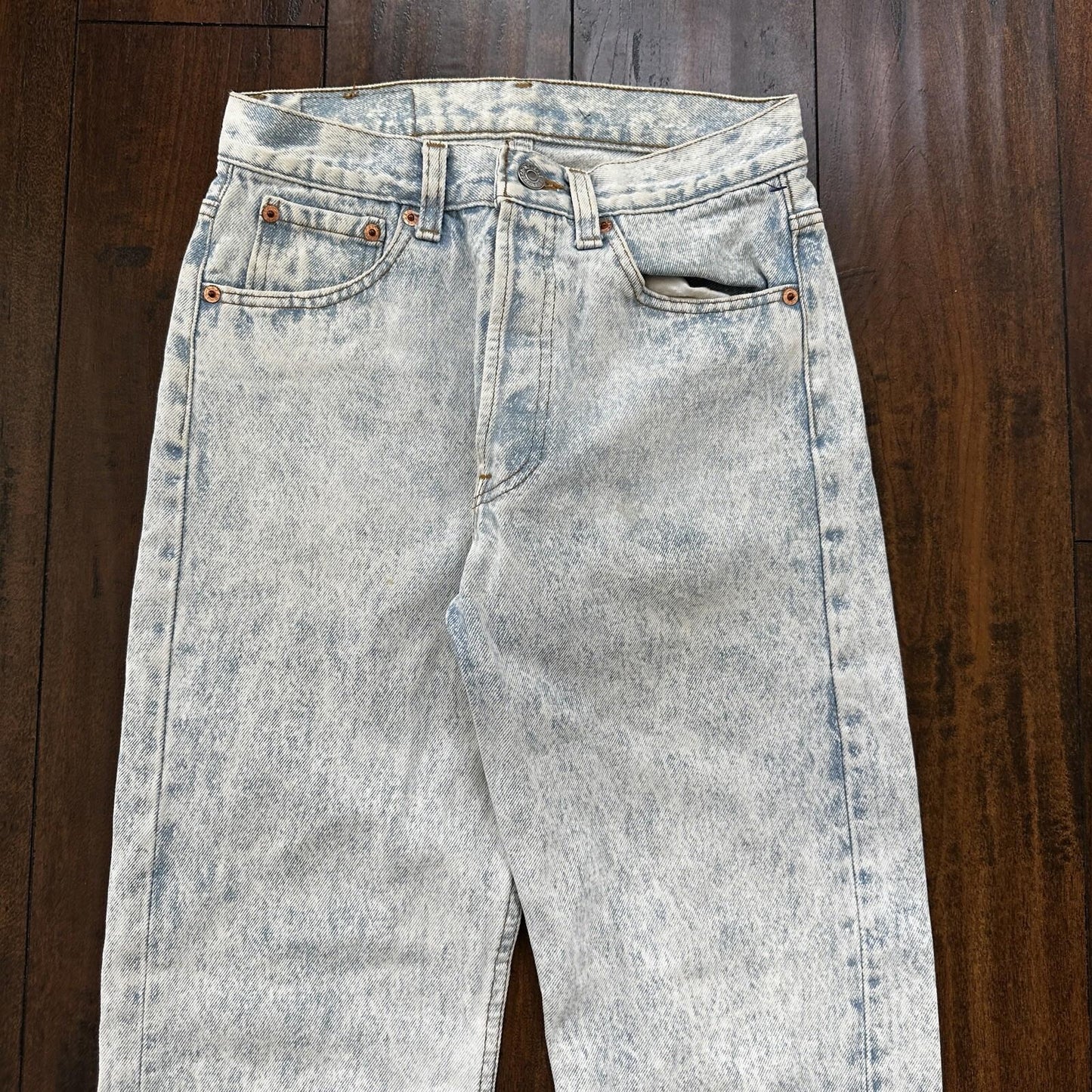 VTG 90s Levis 501 Button Fly 27x32 USA Tag Jeans Straight Wash Light X Act 25x30