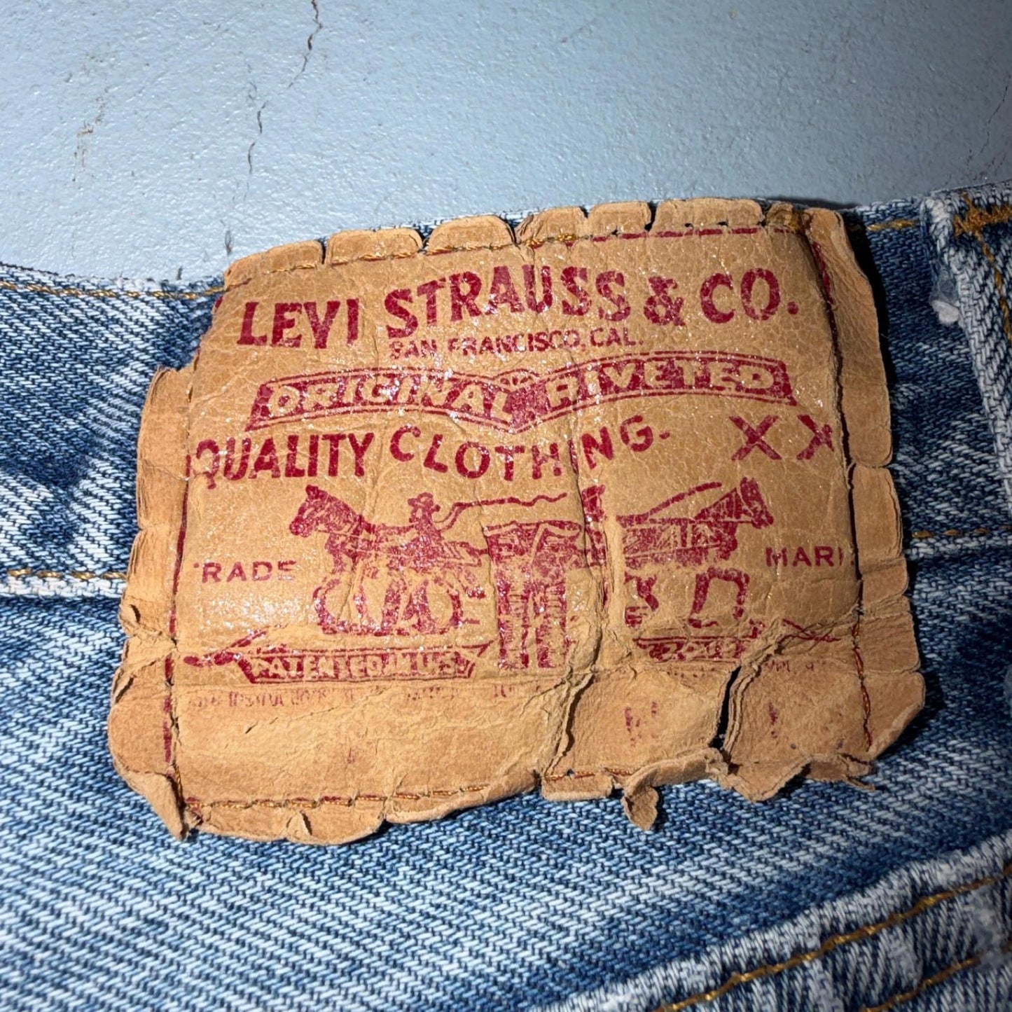 Levis 501 Vintage 80s USA XX Straight Leg Jeans Blue Med Wash 34x38 Act 31x33