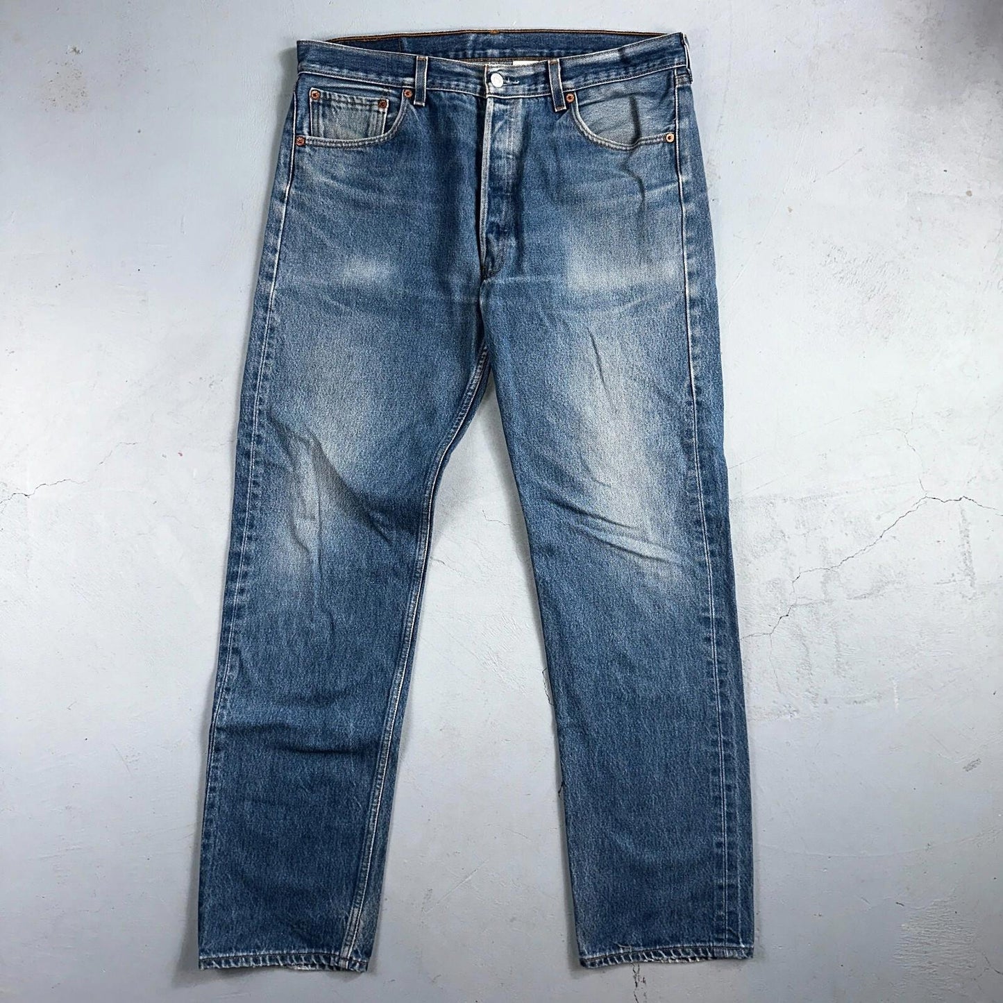 Levis 501 Vintage Y2K Mexico Straight Leg Jeans 36x36 90s Med Wash Act 36x32