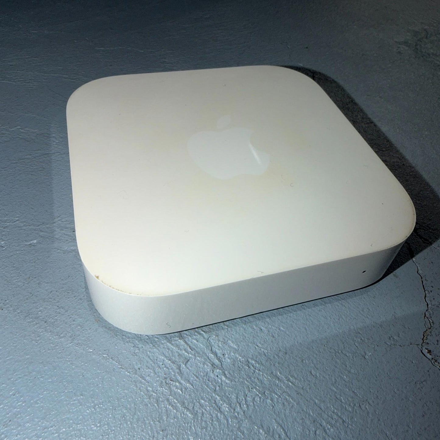 Apple A1392 AirPort Express Base 4-Port Router - MC414AM/A