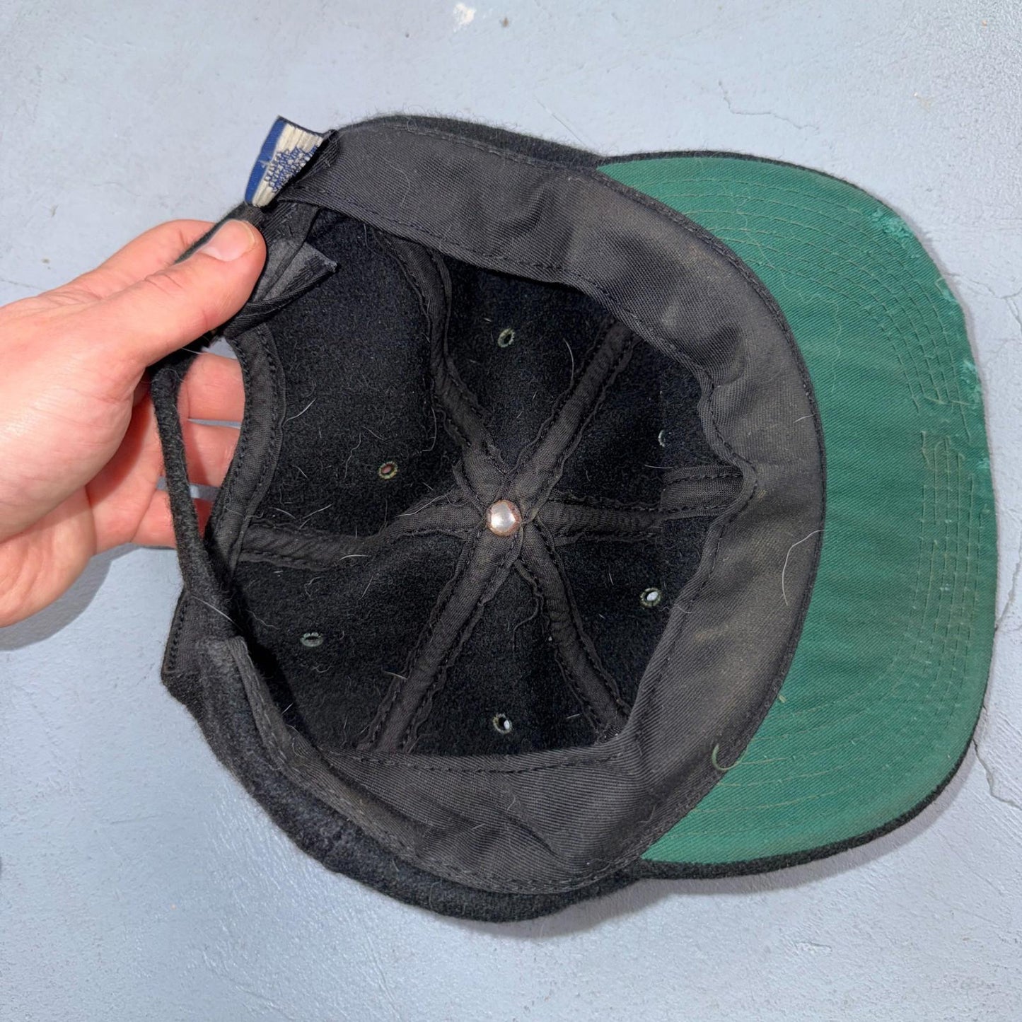GAP Wool USA VTG Hat Baseball Cap Snapback Black Damaged Brim Cool Basic Blank