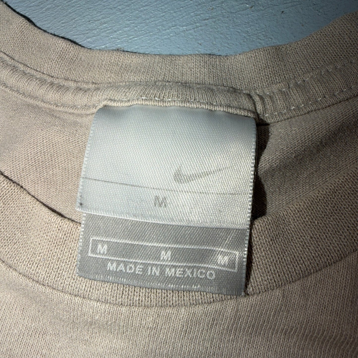 Nike VTG Y2K There Is No Finish Line Swoosh Running T Shirt Beige Distressed