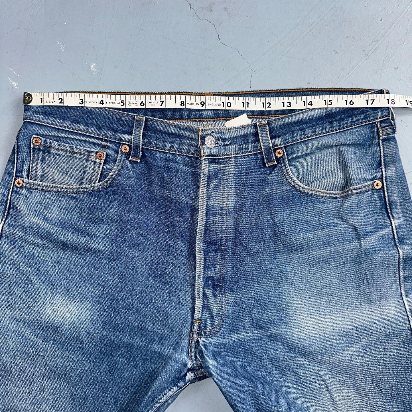 Levis 501 Vintage Y2K Mexico Straight Leg Jeans 36x36 90s Med Wash Act 36x32