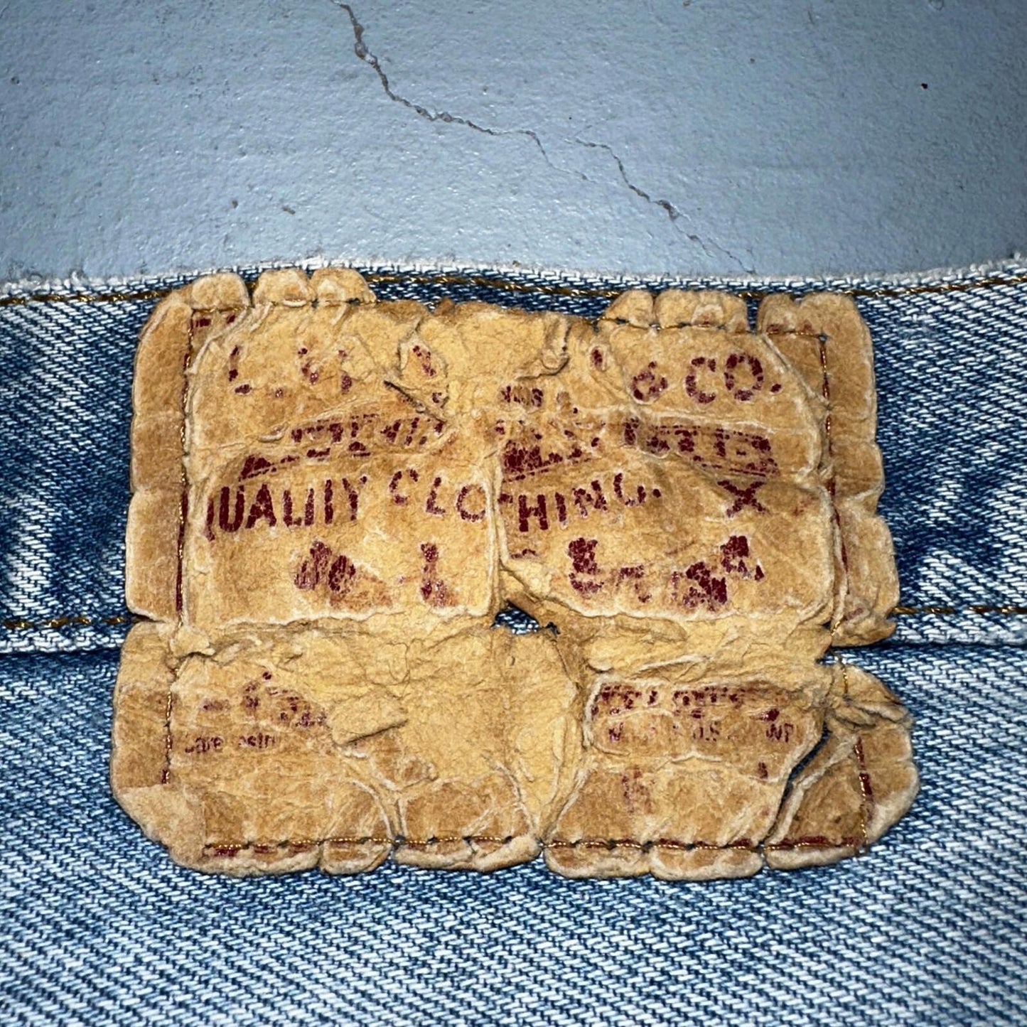 Levis 501 Vintage 80s USA XX Straight Leg Jeans Blue Light Wash Thrash Act 27x28
