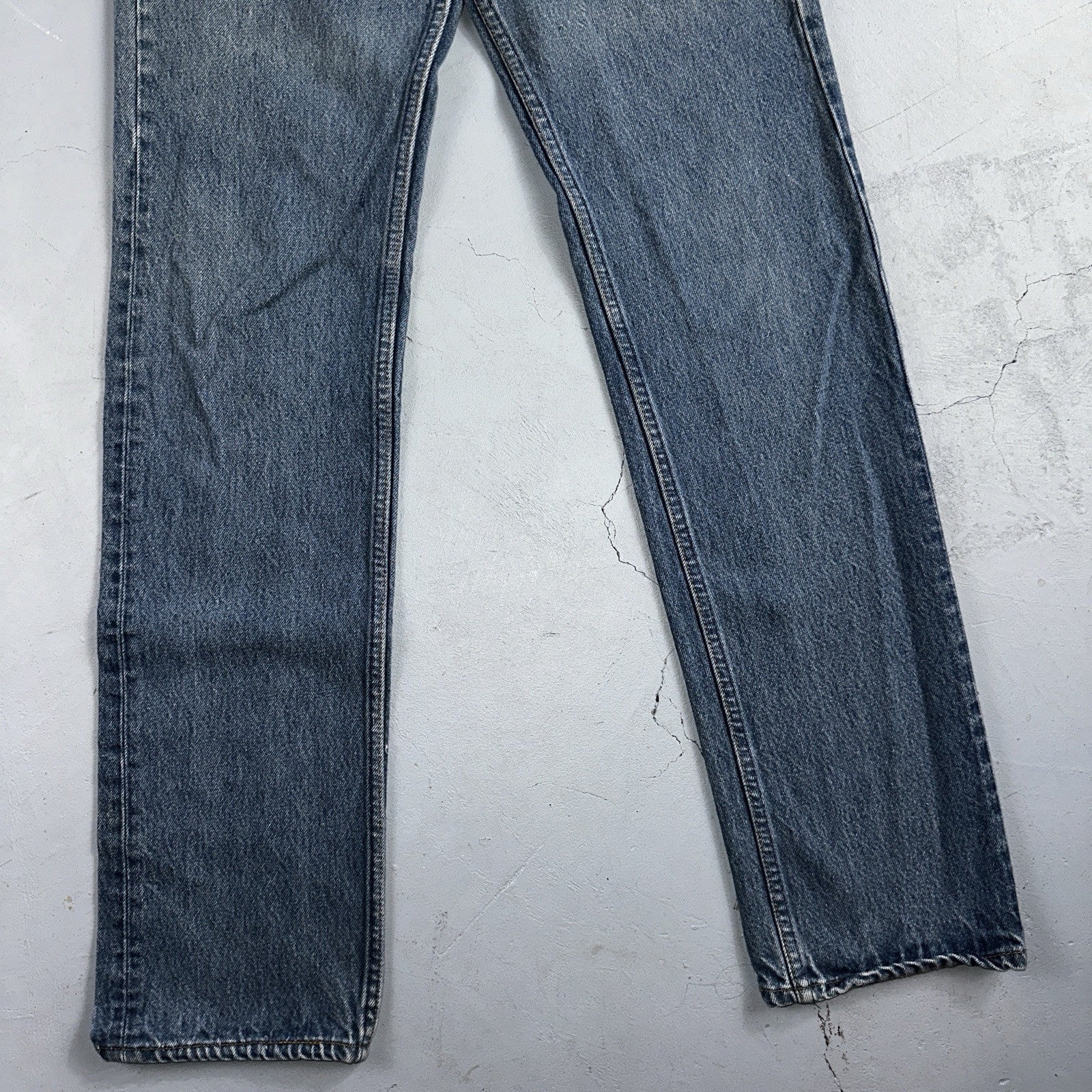 Levis 501 Vintage 90s USA XX Straight Leg Jeans Blue Med Wash 30x38 Act 27x33