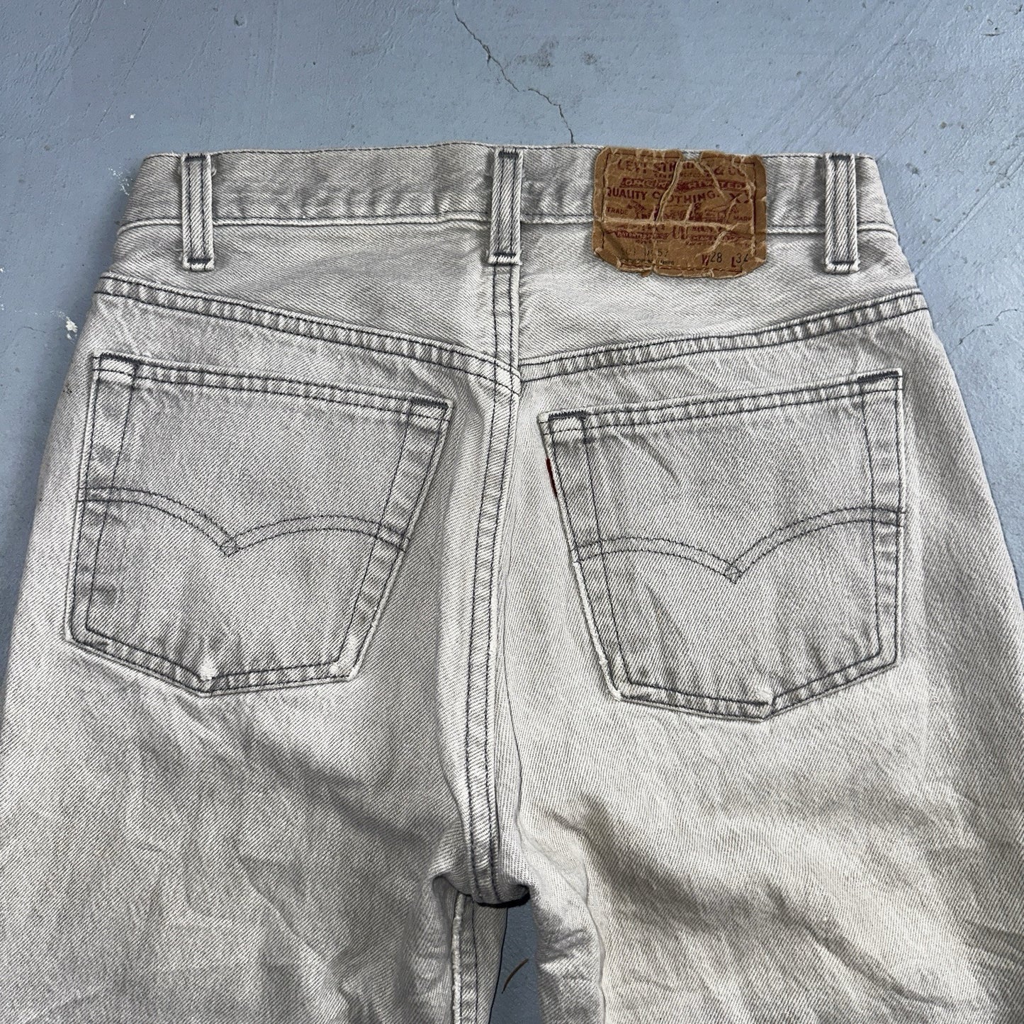 Levis 501 Vintage 80s USA XX Straight Leg Jeans Gray Light Wash 28x34 Act 27x32