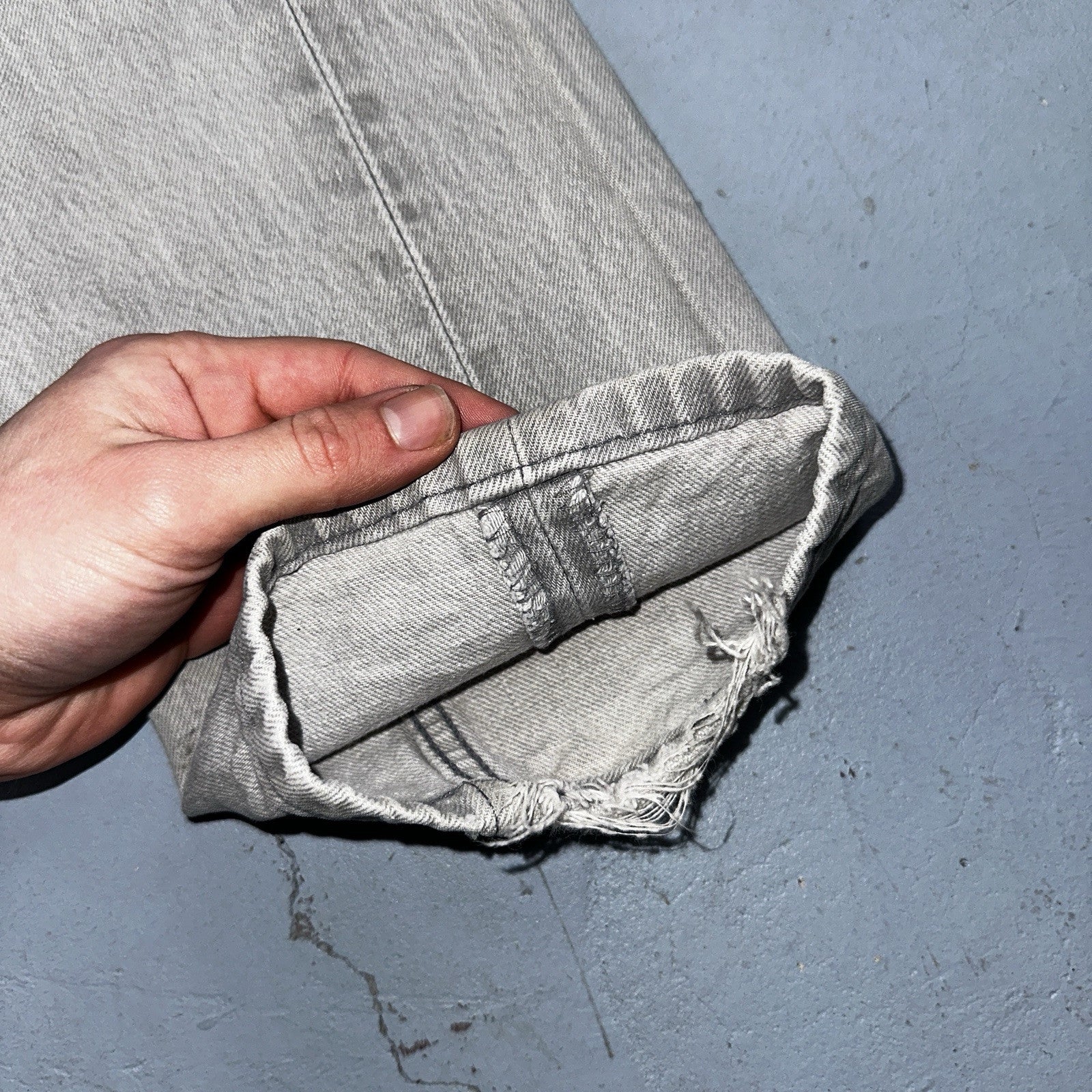 Levis 501 Vintage 80s USA XX Straight Leg Jeans Gray Light Wash 28x34 Act 27x32